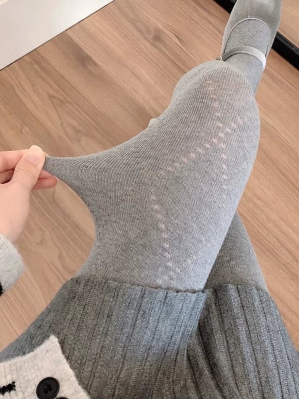 Women's Diamond Lattice Outline Knit Pattern Light Grey Opaque Tights Pantyhose